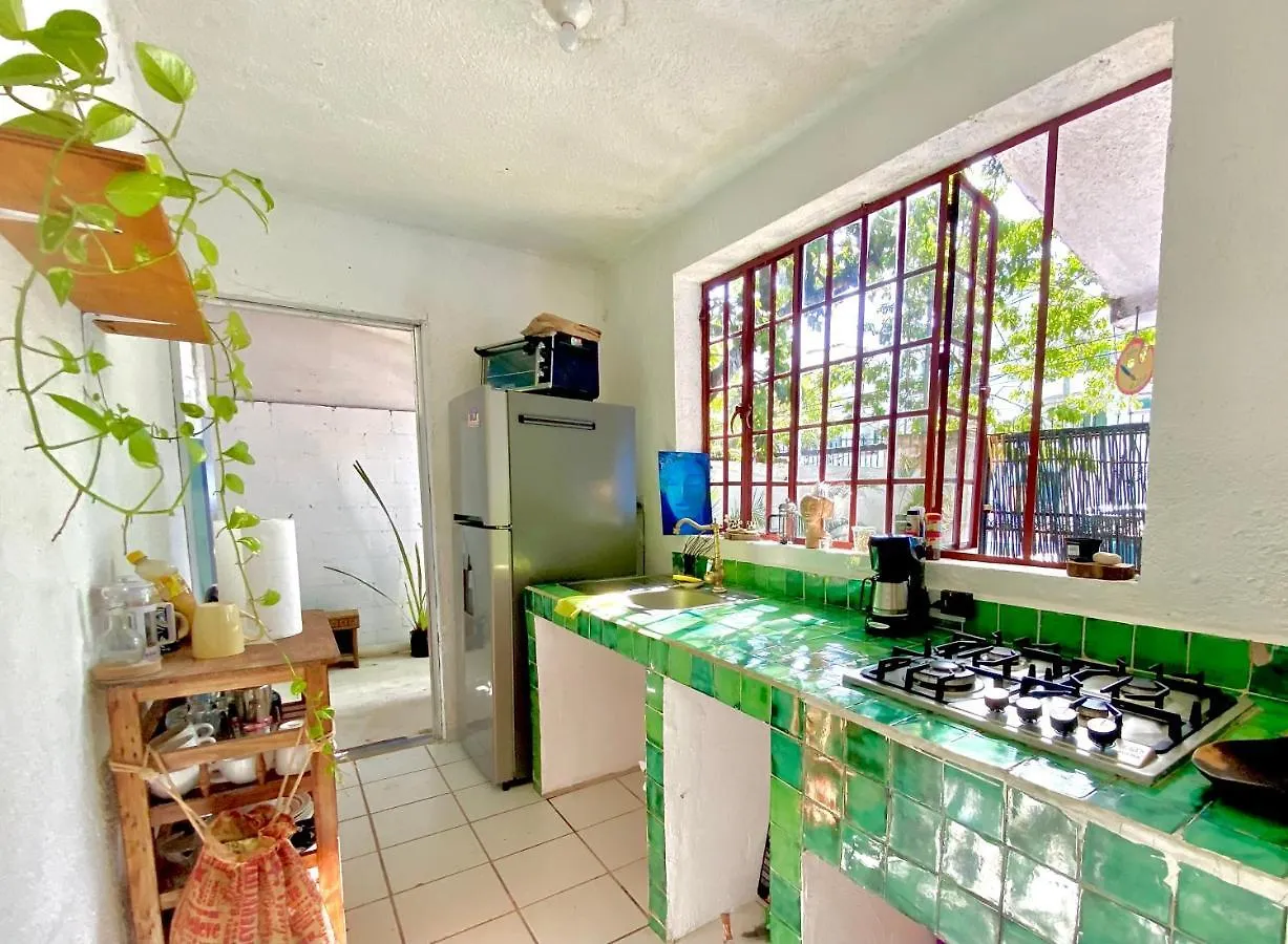 Casa Del Artista - B&B Playa del Carmen Oda ve Kahvaltı